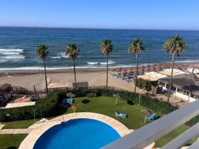 Primera linea de playa, Artola